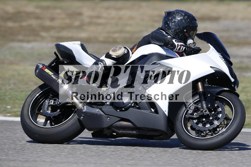 /36 08.08.2026  Pluess Motosport ADR/Freies Fahren/unklar